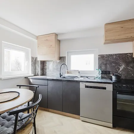 Grunwald Raszynska Cosy Apartment Poznan